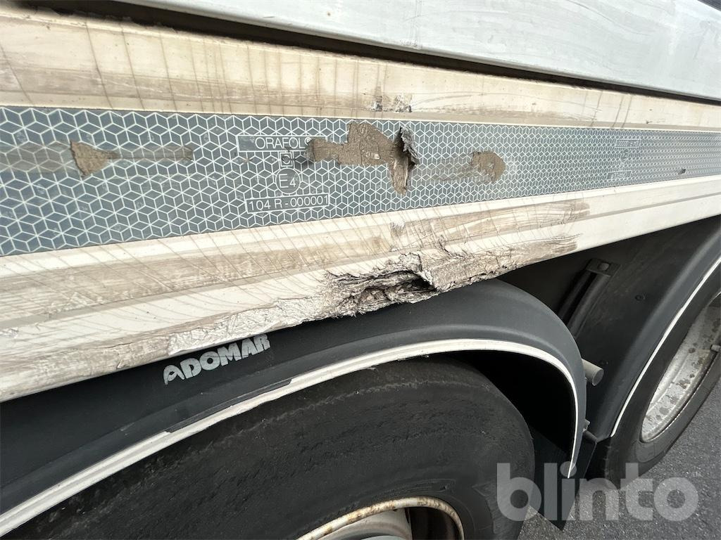 Box truck MERCEDES-BENZ: picture 46