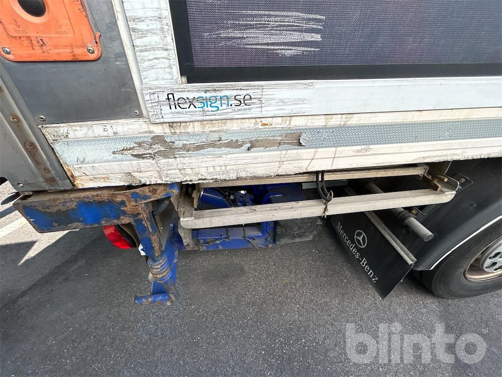 Box truck MERCEDES-BENZ: picture 48
