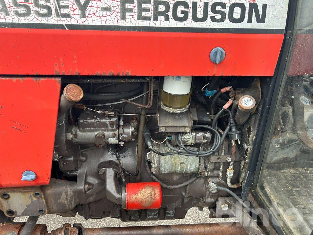 Farm tractor MF 365-4 WD: picture 13 Farm tractor MF 365-4 WD: picture 13