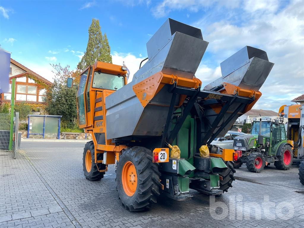 Pellenc 3200 (2000) - Grape harvesting machine: picture 4 Pellenc 3200 (2000) - Grape harvesting machine: picture 4