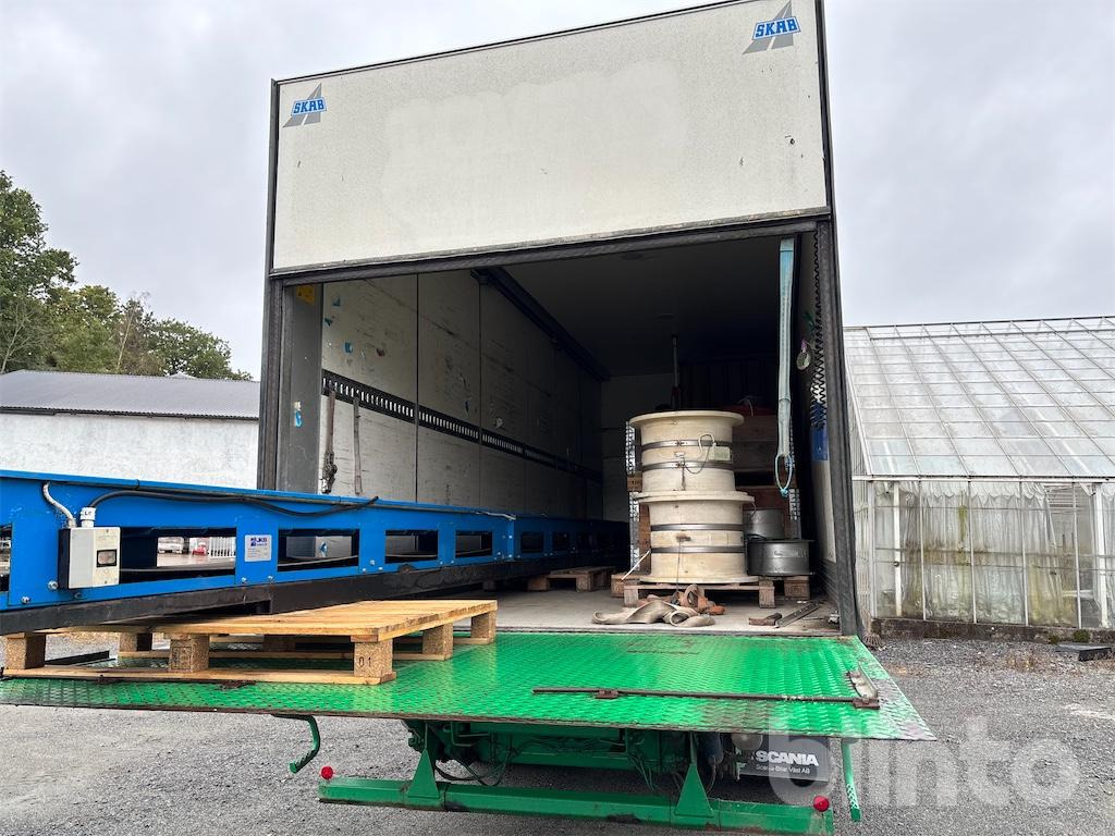 SCANIA P94D 230 - Box truck: picture 4 SCANIA P94D 230 - Box truck: picture 4