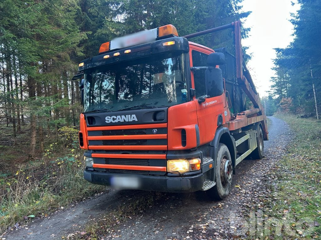 SCANIA P94GB4X2NZ230 - Skip loader truck: picture 1 SCANIA P94GB4X2NZ230 - Skip loader truck: picture 1