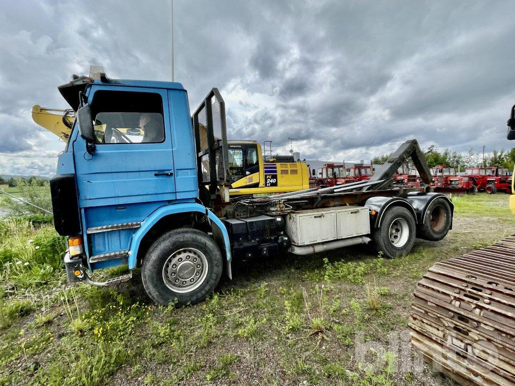 SCANIA R143HL6X2 AVK - Hook lift truck: picture 4 SCANIA R143HL6X2 AVK - Hook lift truck: picture 4