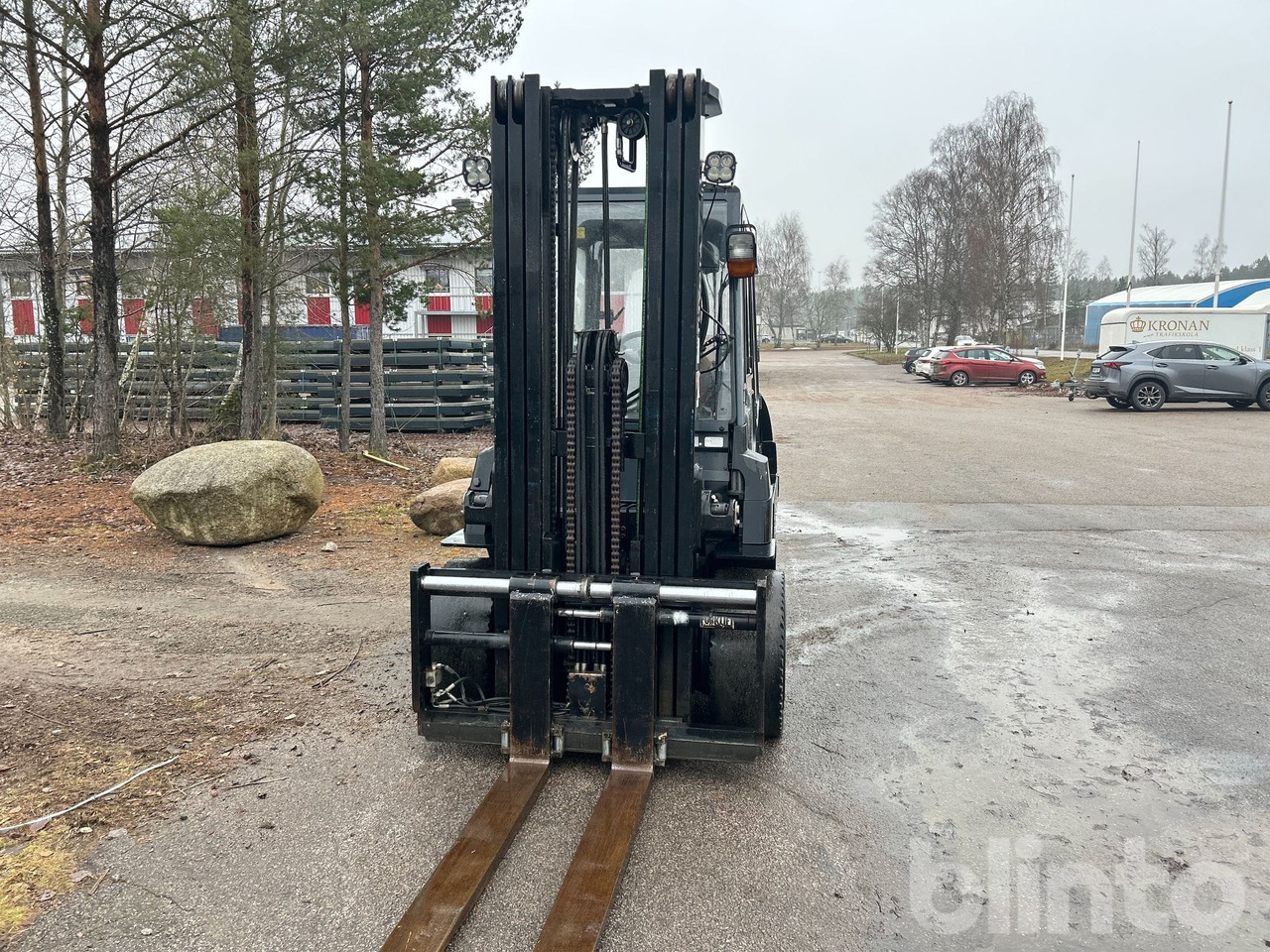 Toyota - Electric forklift: picture 4 Toyota - Electric forklift: picture 4