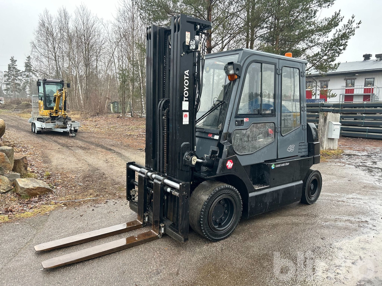 Toyota - Electric forklift: picture 2 Toyota - Electric forklift: picture 2