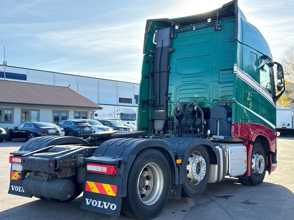 VOLVO FH 12,8 I shift - Tractor unit: picture 5 VOLVO FH 12,8 I shift - Tractor unit: picture 5