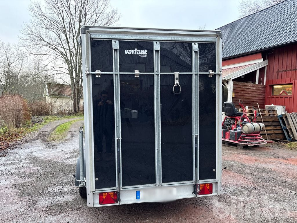 VARIANT - Closed box trailer: picture 3 VARIANT - Closed box trailer: picture 3