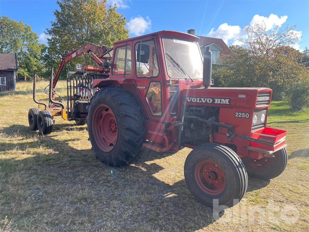 VOLVO BM 2250 - Farm tractor: picture 2 VOLVO BM 2250 - Farm tractor: picture 2