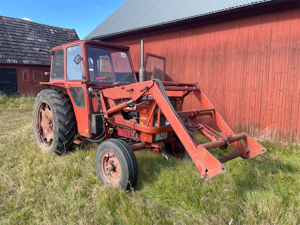 VOLVO-BM T 430 - Farm tractor: picture 2 VOLVO-BM T 430 - Farm tractor: picture 2