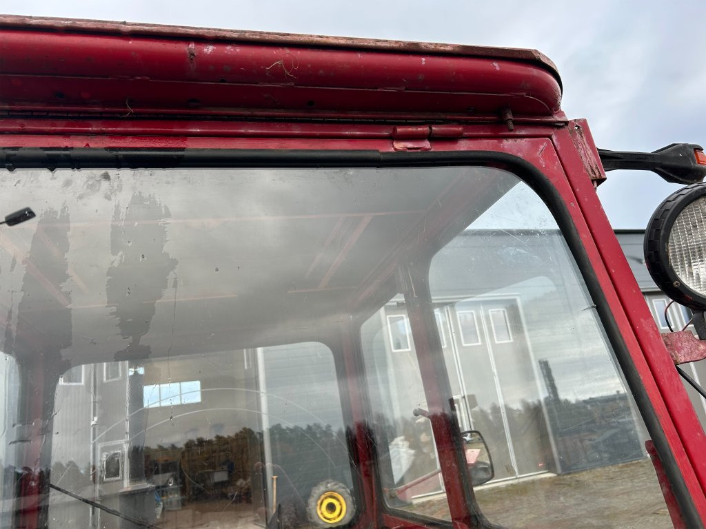 Farm tractor VOLVO-BM T 430: picture 37 Farm tractor VOLVO-BM T 430: picture 37