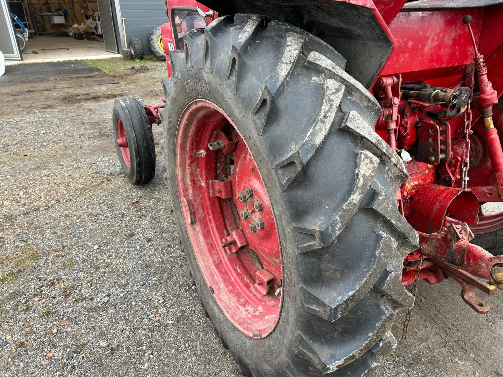 Farm tractor VOLVO-BM T 430: picture 9 Farm tractor VOLVO-BM T 430: picture 9