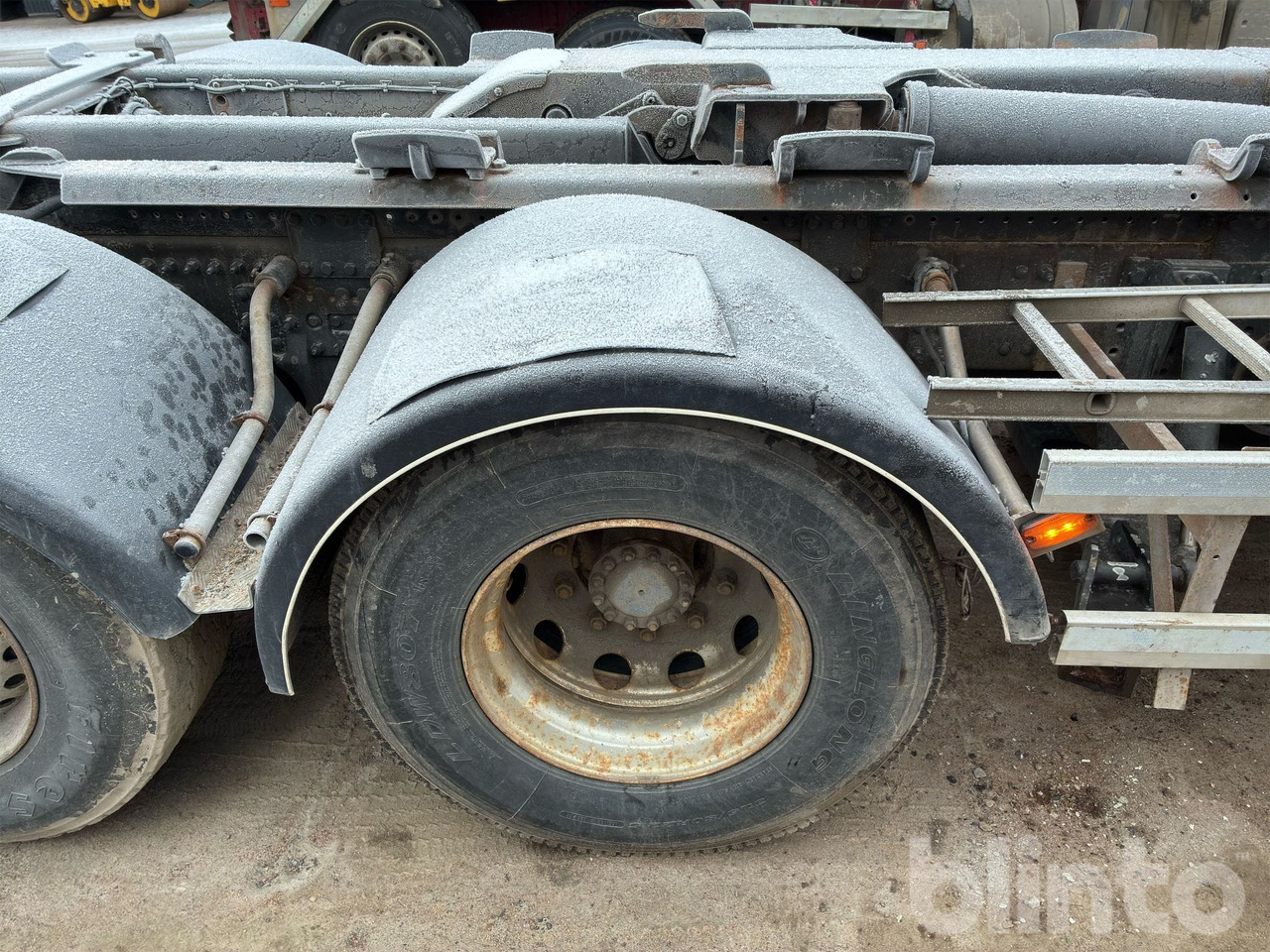 Hook lift truck VOLVO FH 420 6*2: picture 19 Hook lift truck VOLVO FH 420 6*2: picture 19