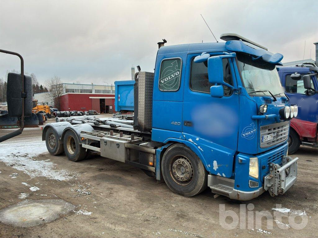 VOLVO FH 420 6*2 - Hook lift truck: picture 3 VOLVO FH 420 6*2 - Hook lift truck: picture 3