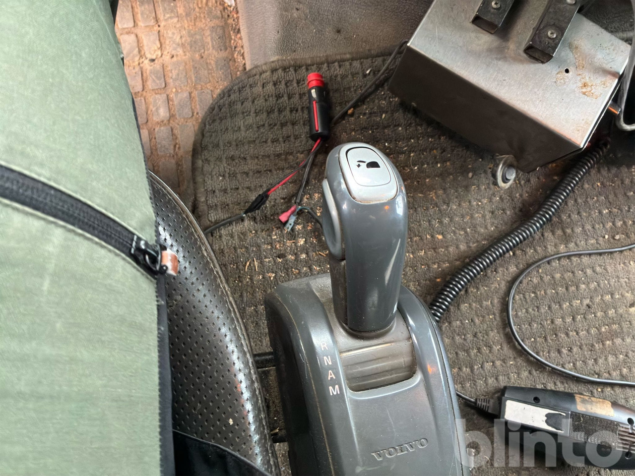 Hook lift truck VOLVO FH 420 6*2: picture 50 Hook lift truck VOLVO FH 420 6*2: picture 50