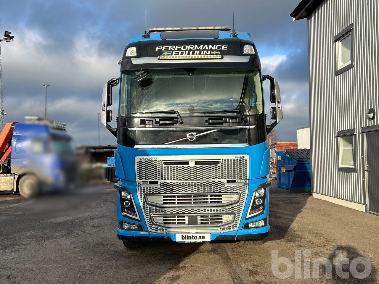 VOLVO FH16 750 Performance edition - Hook lift truck: picture 2 VOLVO FH16 750 Performance edition - Hook lift truck: picture 2