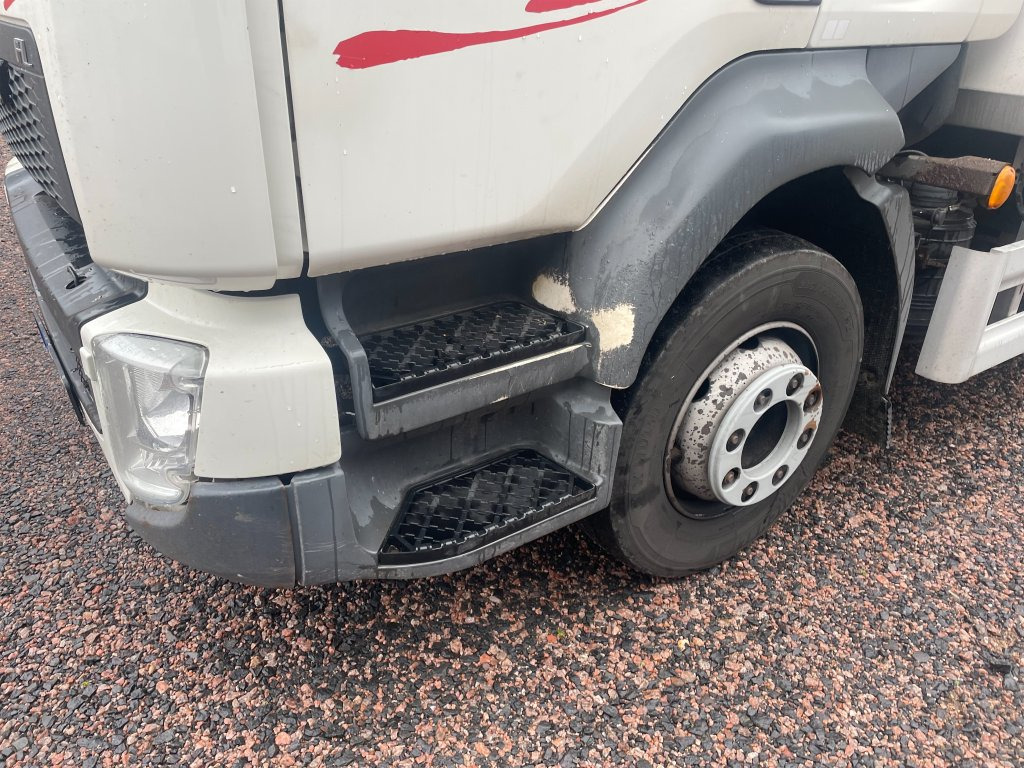 VOLVO FL 4X2 250 - Box truck: picture 5 VOLVO FL 4X2 250 - Box truck: picture 5