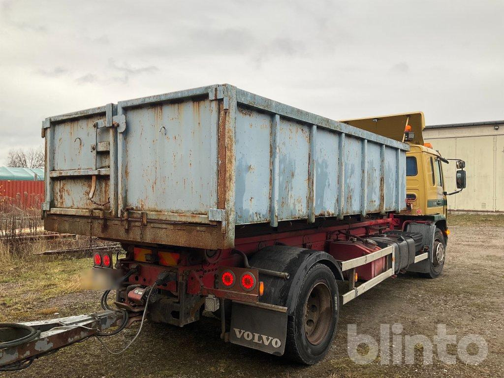 VOLVO FL6 E - Hook lift truck: picture 3 VOLVO FL6 E - Hook lift truck: picture 3