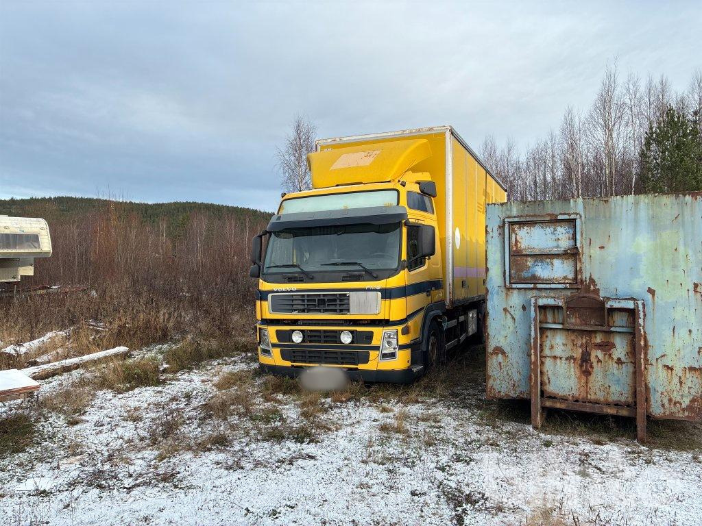VOLVO FM9 6X2 - Box truck: picture 1 VOLVO FM9 6X2 - Box truck: picture 1