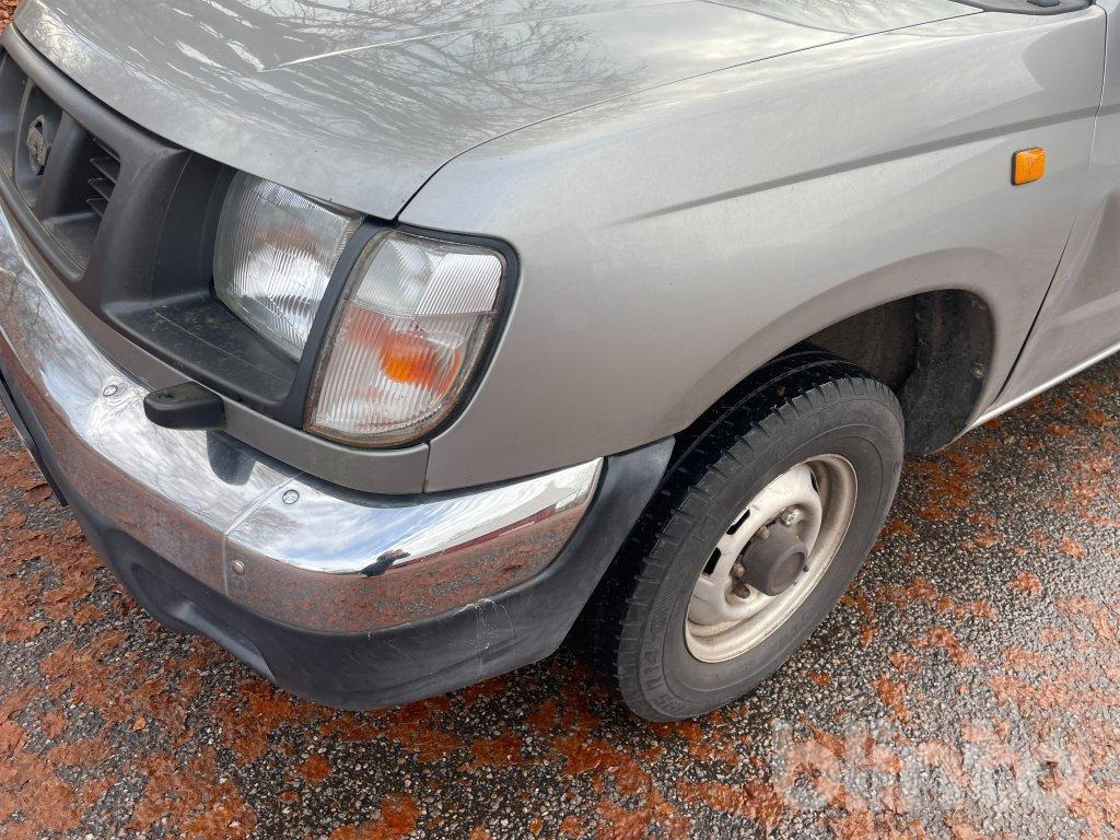 NISSAN KING CAB 2,4 2WD - Van: picture 5 NISSAN KING CAB 2,4 2WD - Van: picture 5