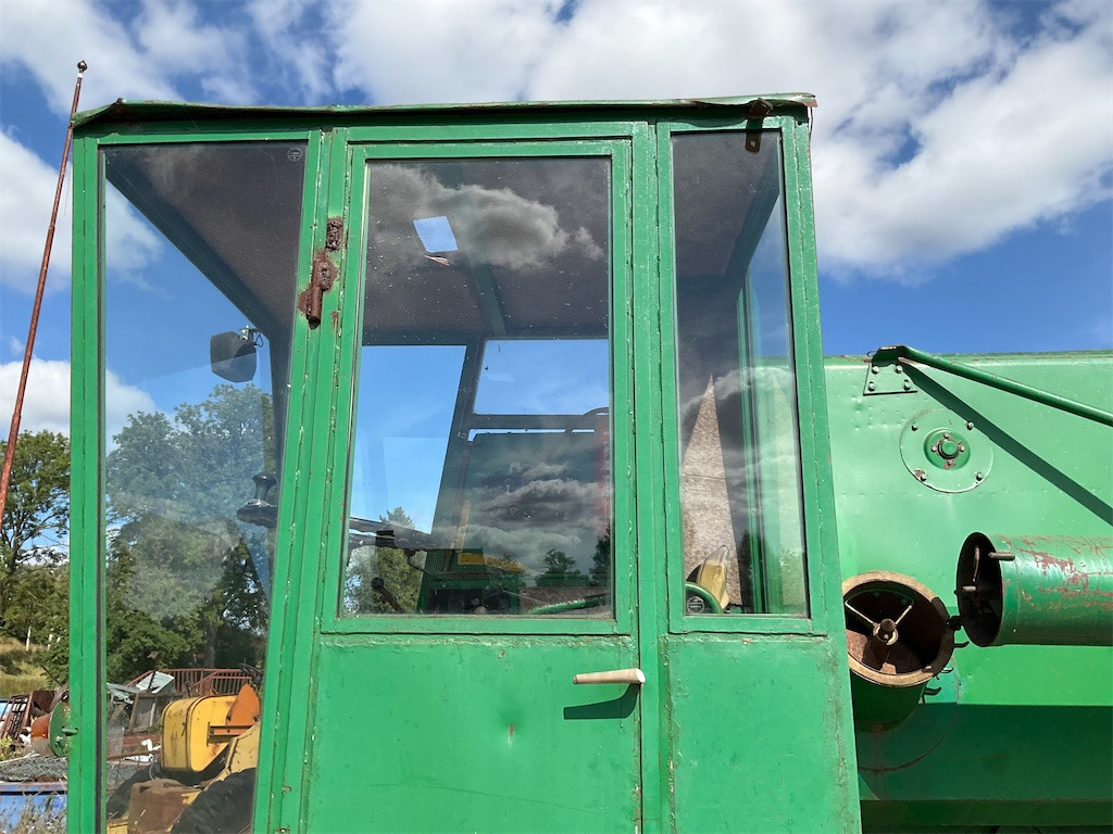 Combine harvester Volvo BM S830: picture 21