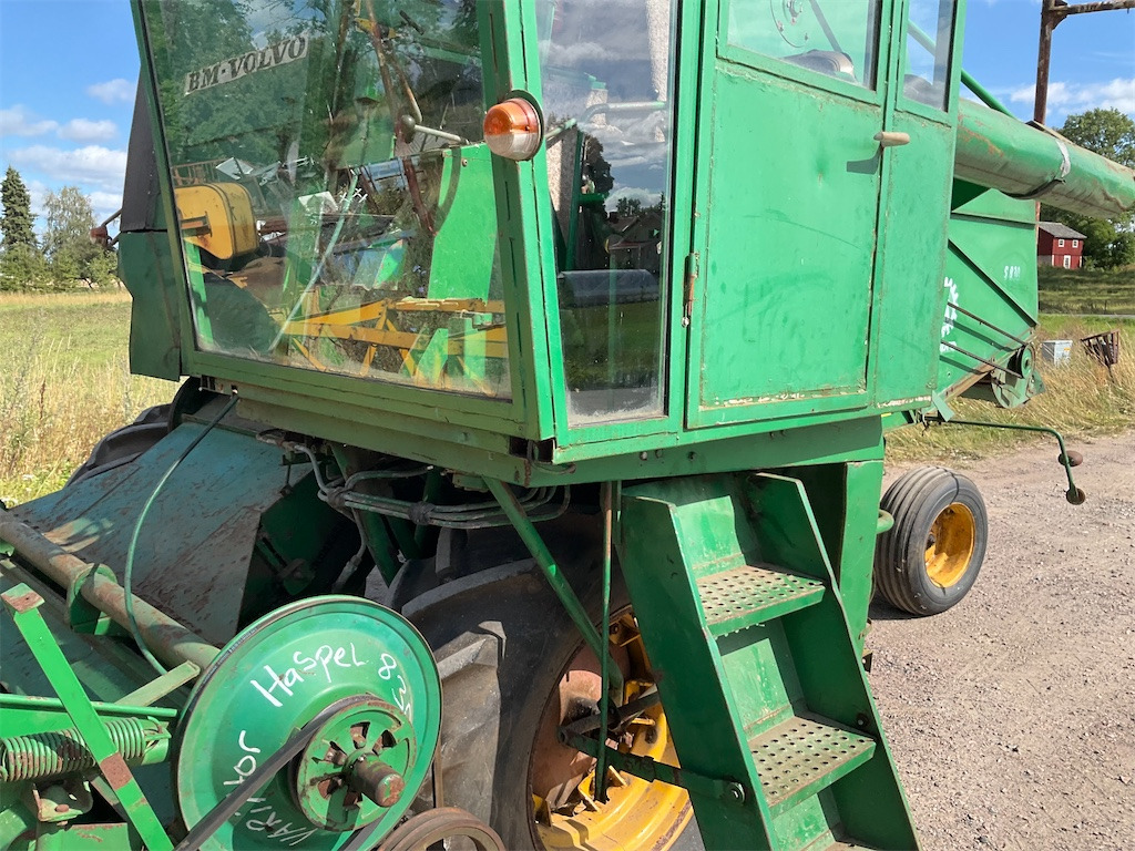 Combine harvester Volvo BM S830: picture 15