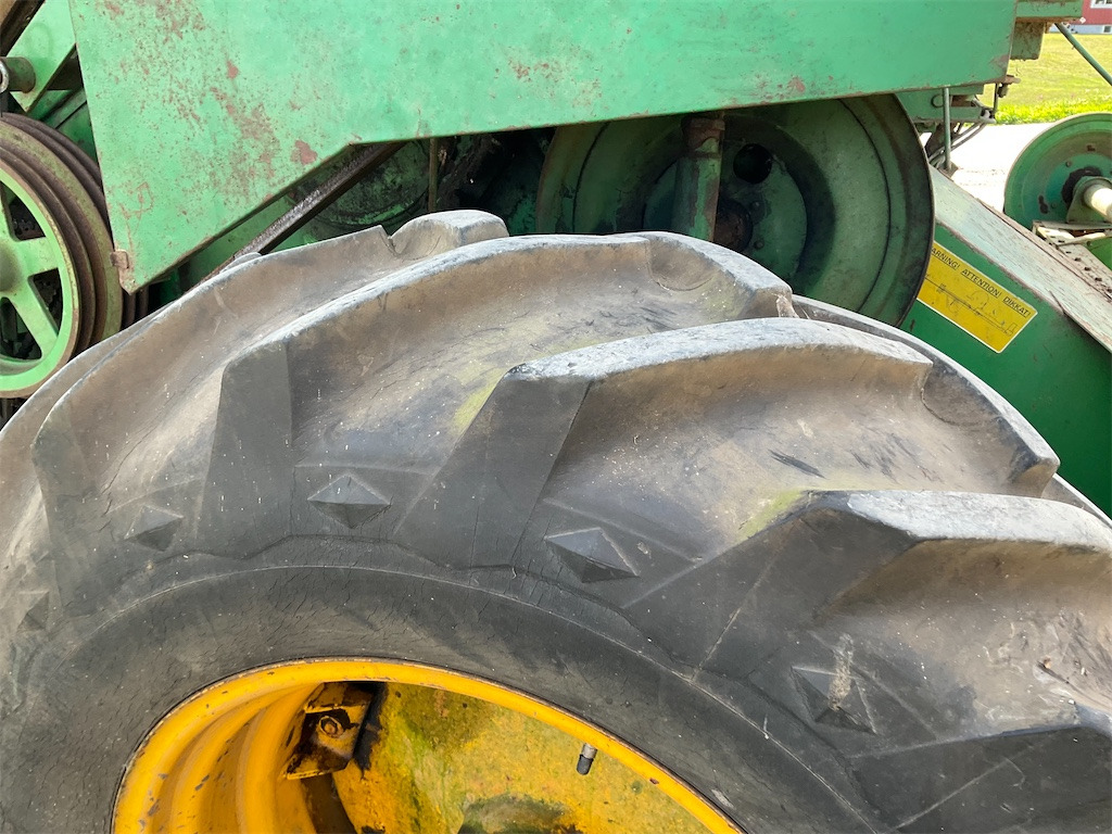 Combine harvester Volvo BM S830: picture 44
