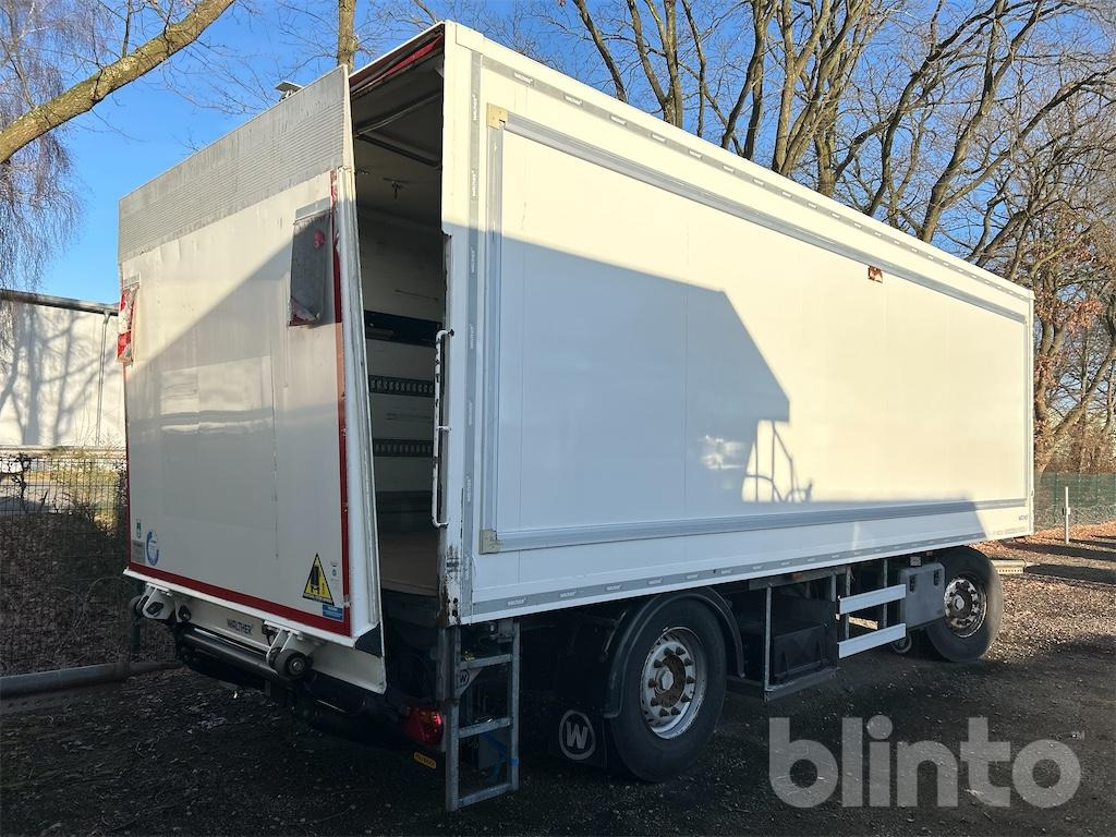 Walther N4K218 (2017) - Closed box trailer: picture 3 Walther N4K218 (2017) - Closed box trailer: picture 3
