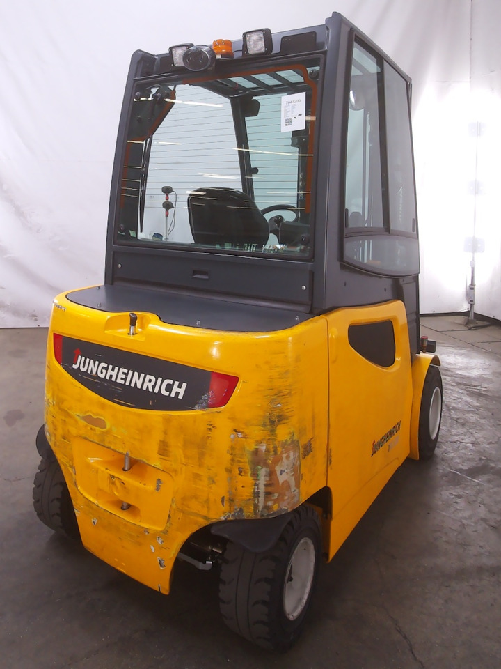 Jungheinrich EFGS30 - Electric forklift: picture 2 Jungheinrich EFGS30 - Electric forklift: picture 2