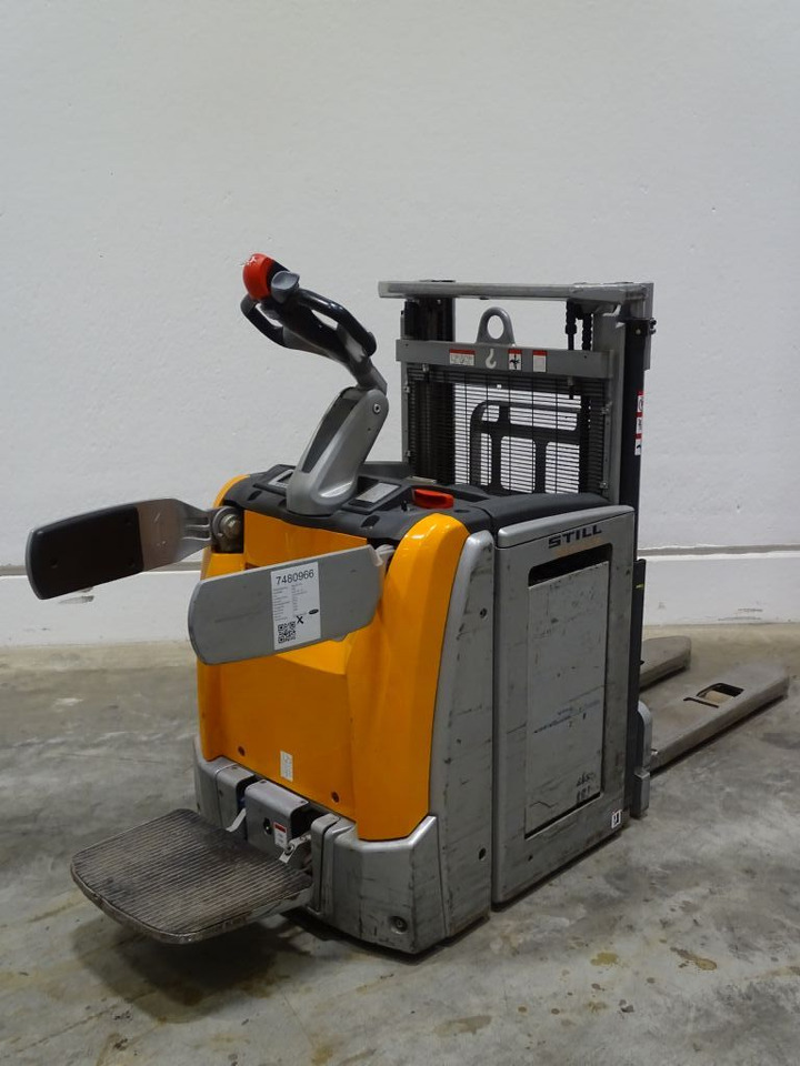 Still EXV-SF14 - Stacker: picture 2 Still EXV-SF14 - Stacker: picture 2