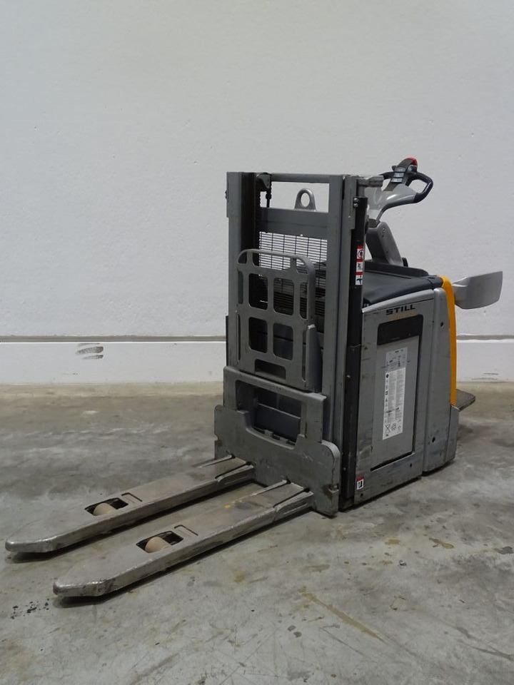 Still EXV-SF14 - Stacker: picture 1 Still EXV-SF14 - Stacker: picture 1