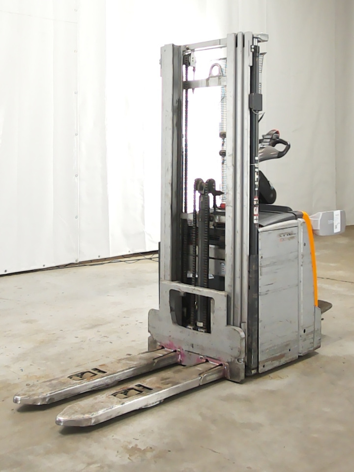 Still EXV-SF16I - Stacker: picture 1 Still EXV-SF16I - Stacker: picture 1