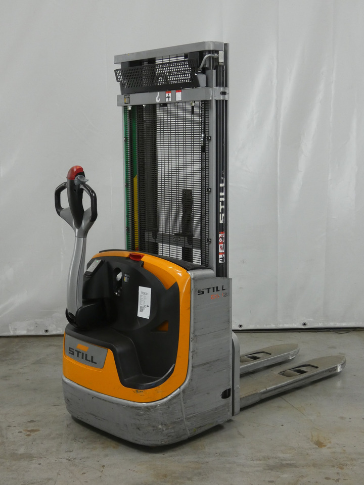 Still EXV12 - Stacker: picture 2 Still EXV12 - Stacker: picture 2