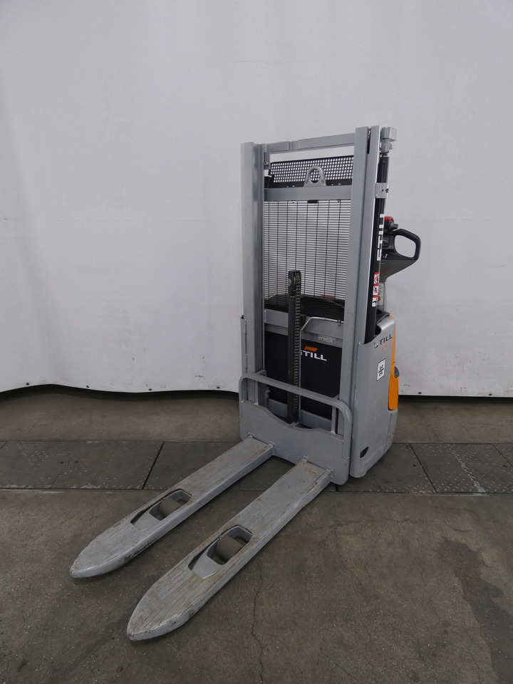 Still EXV12I - Stacker: picture 1 Still EXV12I - Stacker: picture 1