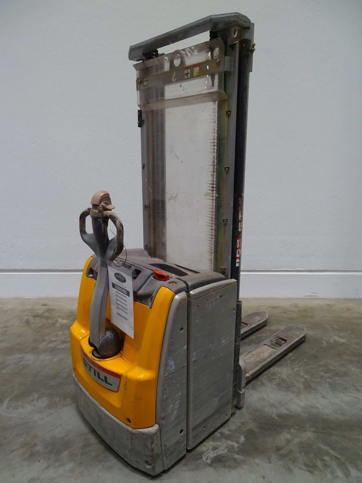 Still EXV14 - Stacker: picture 2 Still EXV14 - Stacker: picture 2