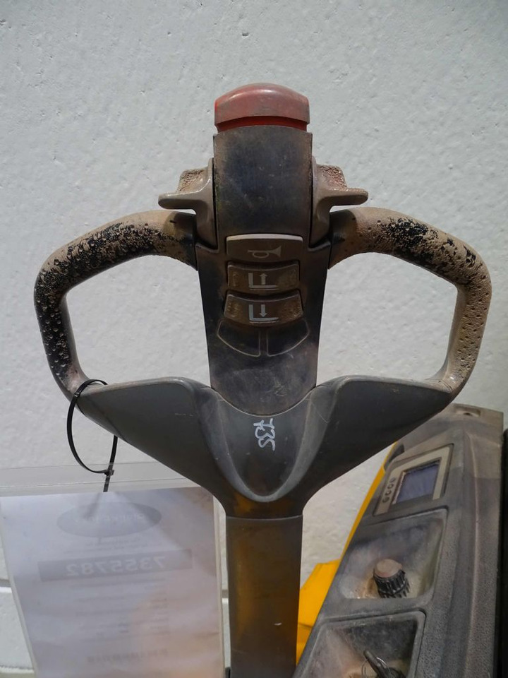 Still EXV14 - Stacker: picture 3 Still EXV14 - Stacker: picture 3