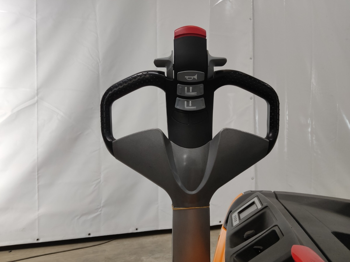 Still EXV14 - Stacker: picture 3 Still EXV14 - Stacker: picture 3