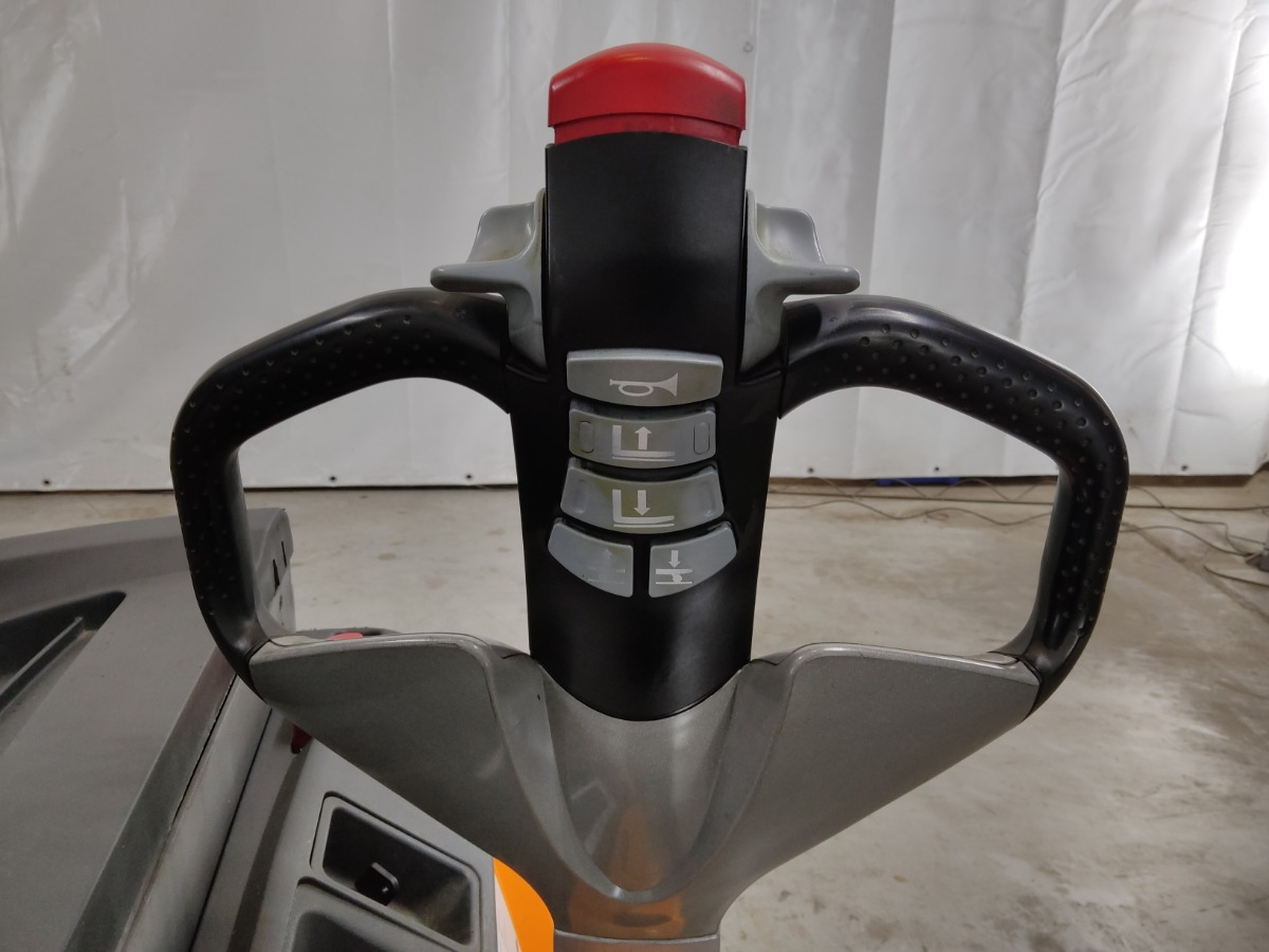 Still EXV16 - Stacker: picture 3 Still EXV16 - Stacker: picture 3