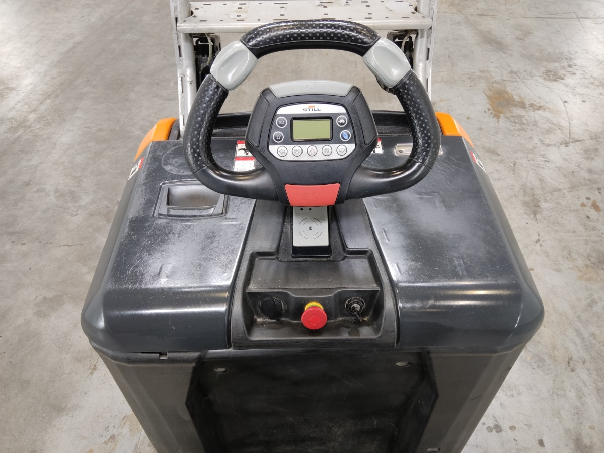Still LTX50/LIION - Tow tractor: picture 3 Still LTX50/LIION - Tow tractor: picture 3