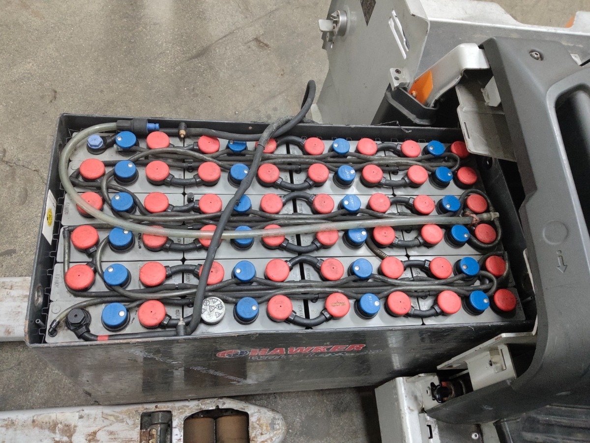 Still LTX70 - Tow tractor: picture 4 Still LTX70 - Tow tractor: picture 4