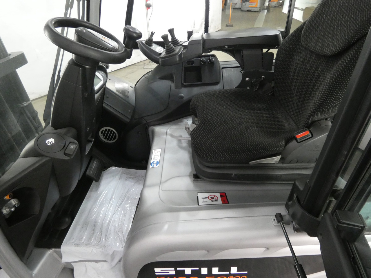 Still RX60-50/600/BRONZE - Electric forklift: picture 3 Still RX60-50/600/BRONZE - Electric forklift: picture 3