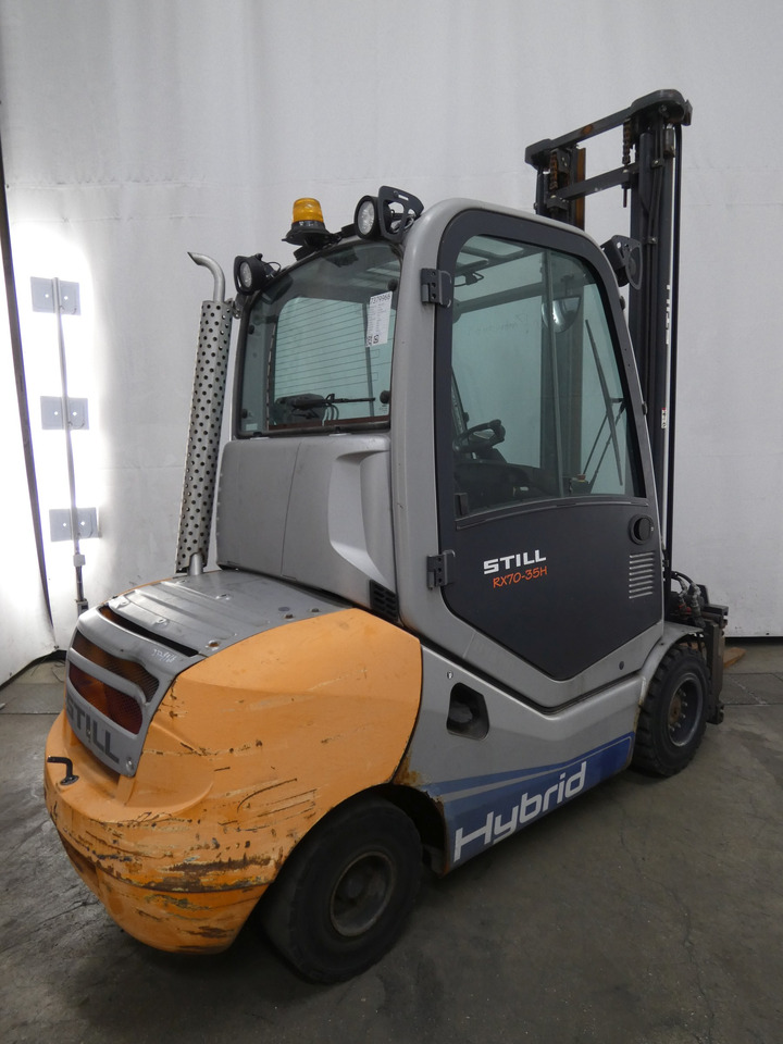 Still RX70-35H - Diesel forklift: picture 2 Still RX70-35H - Diesel forklift: picture 2