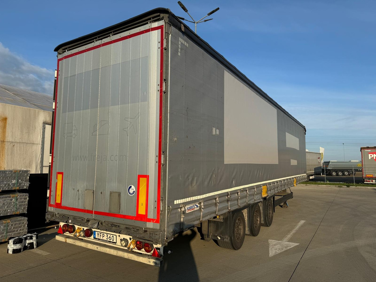 Schmitz Cargobull SCB*S3B - Curtainsider semi-trailer: picture 4 Schmitz Cargobull SCB*S3B - Curtainsider semi-trailer: picture 4
