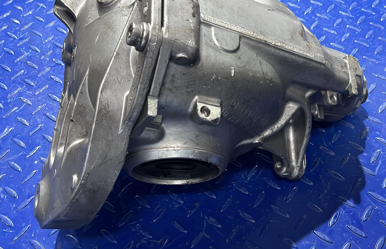 BMW Rear Differential xDrive 8643137-01 - Transmission: picture 5 BMW Rear Differential xDrive 8643137-01 - Transmission: picture 5