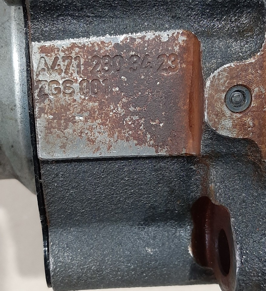 Mercedes Actros MP4 A4712302423 Nebenantrieb - Hydraulic pump for Truck: picture 1 Mercedes Actros MP4 A4712302423 Nebenantrieb - Hydraulic pump for Truck: picture 1