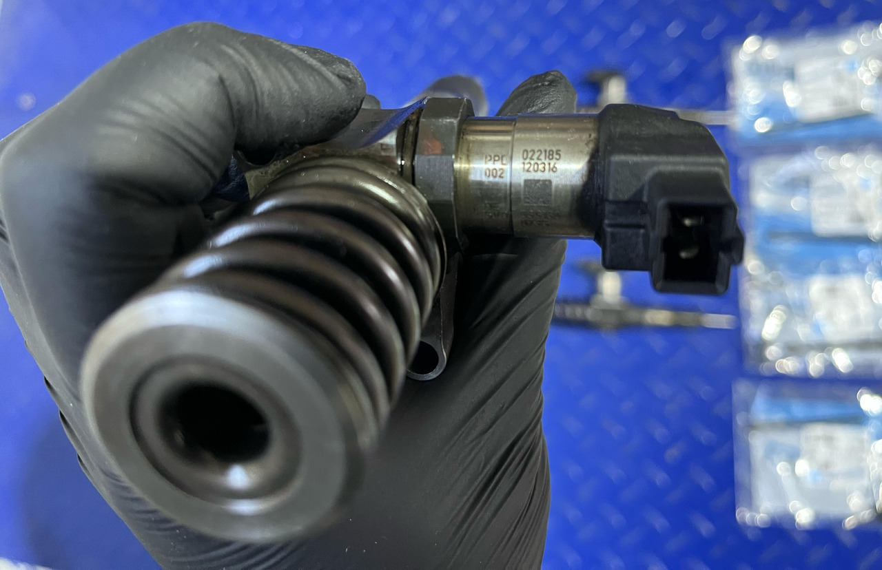 VW Injector VW Passat B6 - Injector: picture 5 VW Injector VW Passat B6 - Injector: picture 5