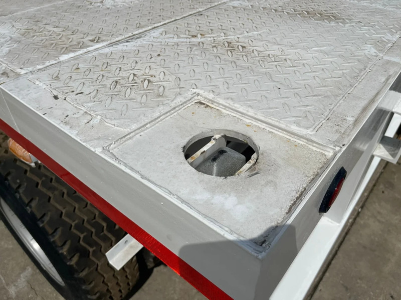 Leasing of CIMC 3-axle Flatbed Semi-Trailer CIMC 3-axle Flatbed Semi-Trailer: picture 12