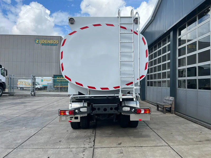 Mercedes-Benz Arocs 3340 6x6 Water Tank Truck - Tank truck: picture 4 Mercedes-Benz Arocs 3340 6x6 Water Tank Truck - Tank truck: picture 4