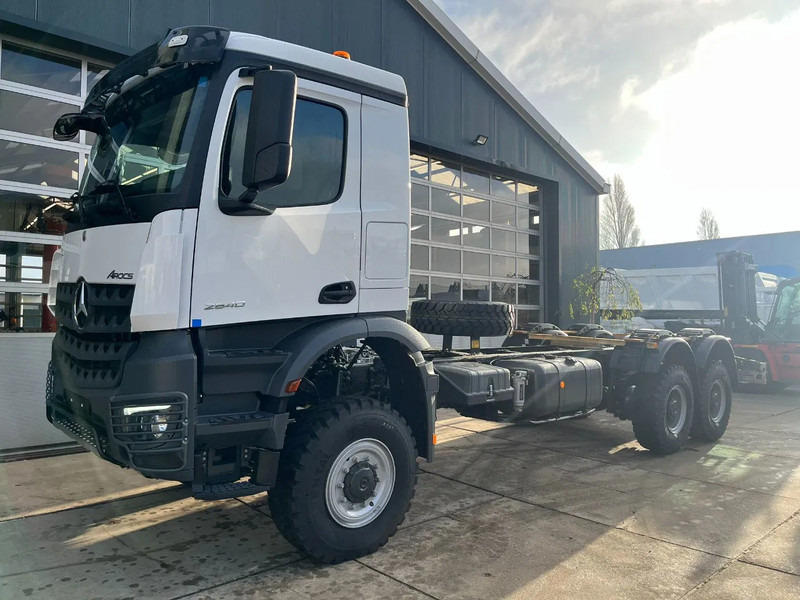 Mercedes-Benz Arocs 3340 A 6x6 Chassis cabin - Cab chassis truck: picture 1 Mercedes-Benz Arocs 3340 A 6x6 Chassis cabin - Cab chassis truck: picture 1