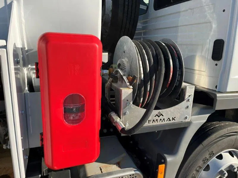 Tank truck for transportation of fuel Mercedes-Benz Atego 1418 4x2 Fuel Tank Truck: picture 9 Tank truck for transportation of fuel Mercedes-Benz Atego 1418 4x2 Fuel Tank Truck: picture 9