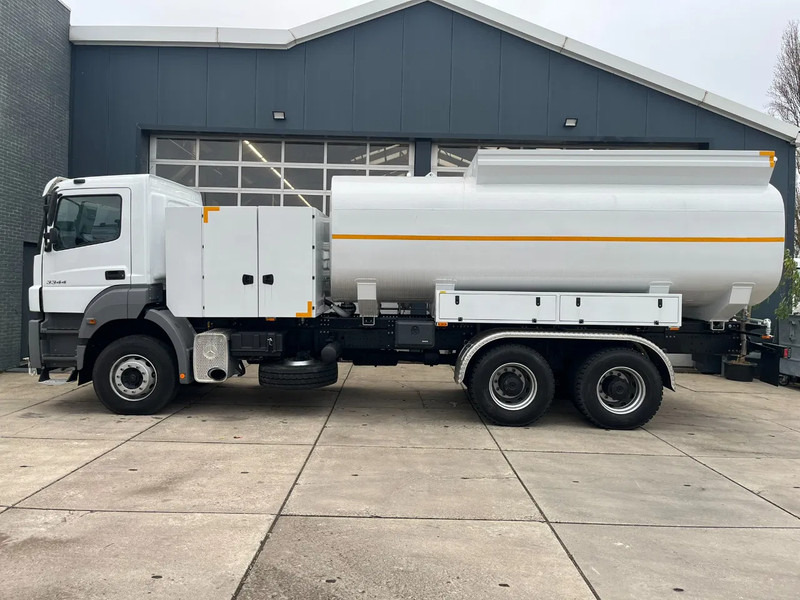 Mercedes-Benz Axor 3344 6x4 Water Tank Truck - Tank truck: picture 2 Mercedes-Benz Axor 3344 6x4 Water Tank Truck - Tank truck: picture 2